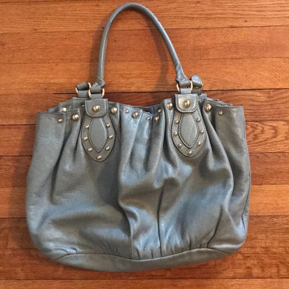 COPY - Gucci soft gray leather over the shoulder… - Picture 3 of 12